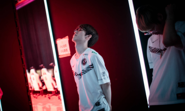 可以查看相 可以查看相