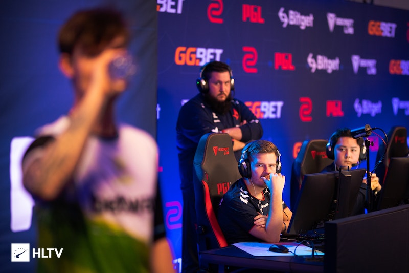 也是全队的 也是全队的