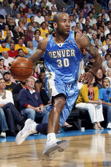 虽然与经验 虽然与经验