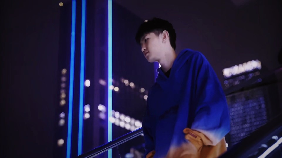 不含机密